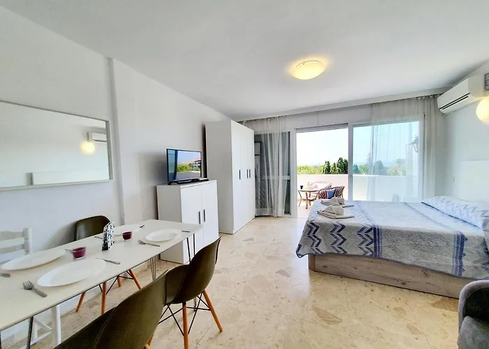 Estudio Coronado 324 *